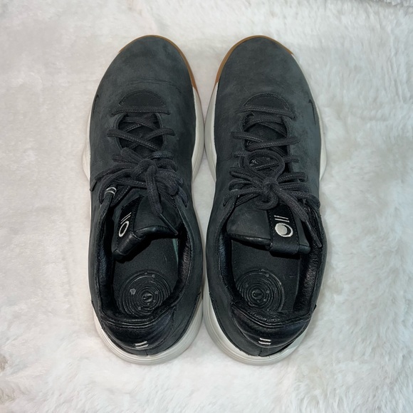 Nike Hyperdunk 2017 Limited Edition Low Premium Black leather & Gum Mens Size 8 - Picture 3 of 9